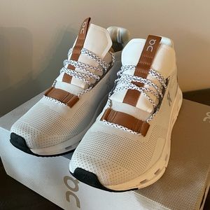 NEW On Running Cloudnova White Pearl Women’s Size 8.0